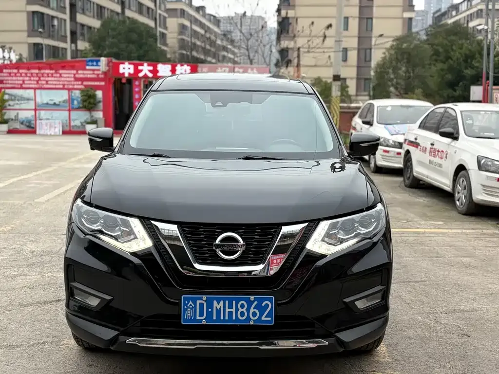 Nissan X-Trail 2021 из CN, фото 2