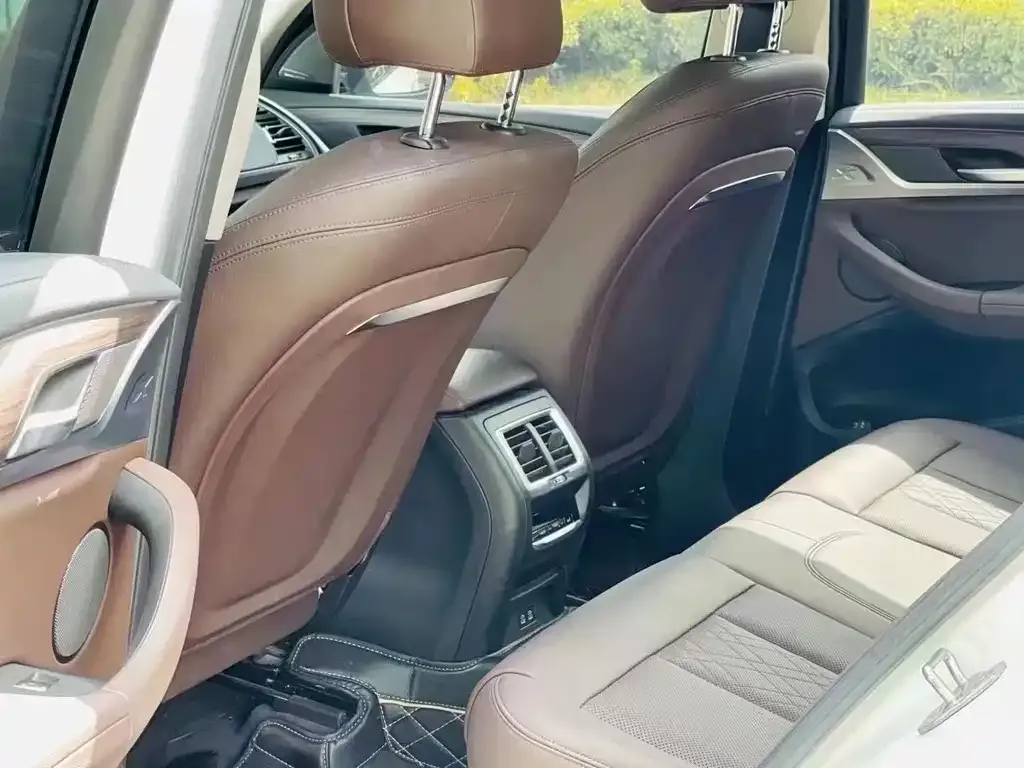 BMW X3 — фото 2