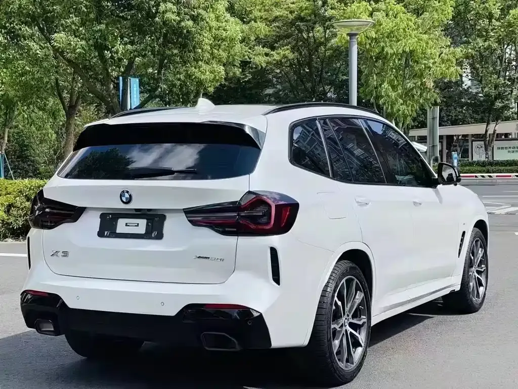 BMW X3 — фото 9