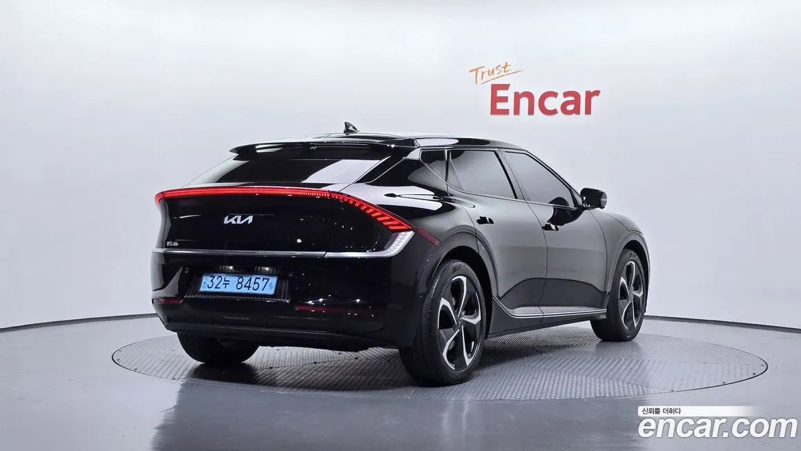 Kia EV6 — фото 2