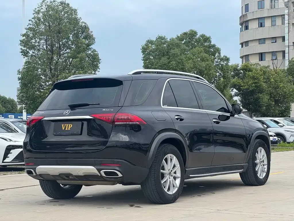 Mercedes-Benz GLE — фото 10