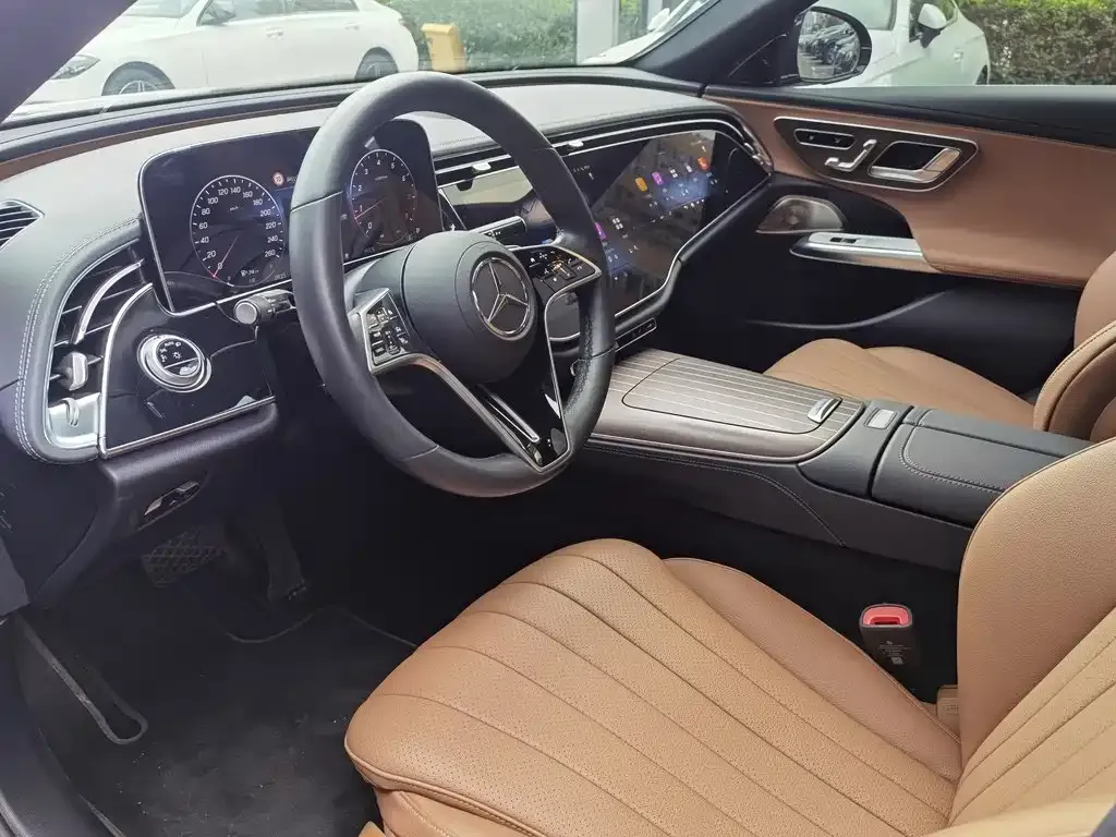 Mercedes-Benz E-Class 2024 из CN, фото 7