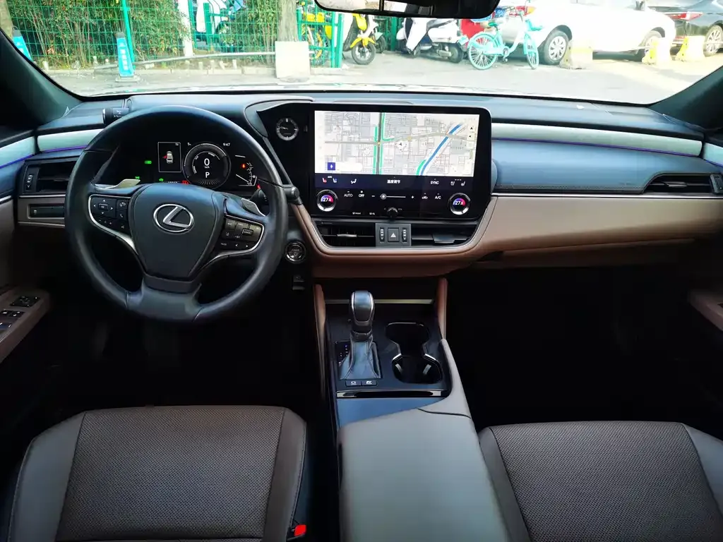 Lexus ES 2025 из CN, фото 9