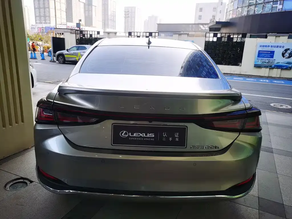 Lexus ES 2025 из CN, фото 3