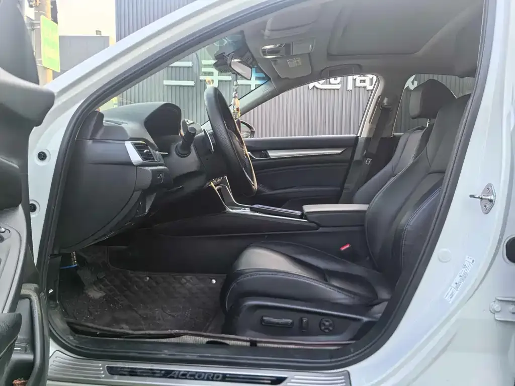 Honda Accord 2021 из CN, фото 6