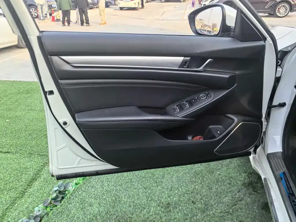 Honda Accord 2021 из CN, фото 10