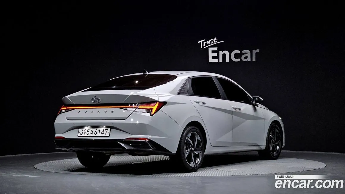 Hyundai AVANTE — фото 4