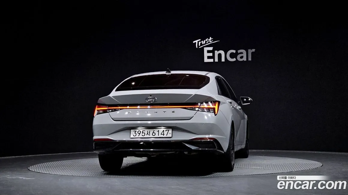 Hyundai AVANTE — фото 2