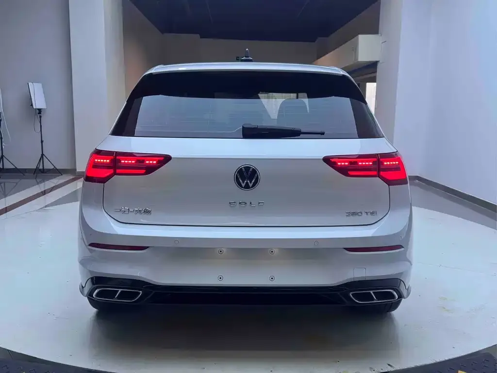 Volkswagen Golf 2021 из CN, фото 7