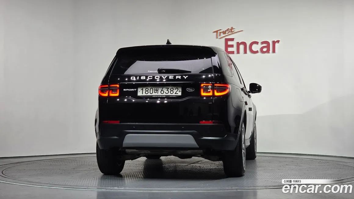 Land Rover Discovery Sport 2021 из KR, фото 2