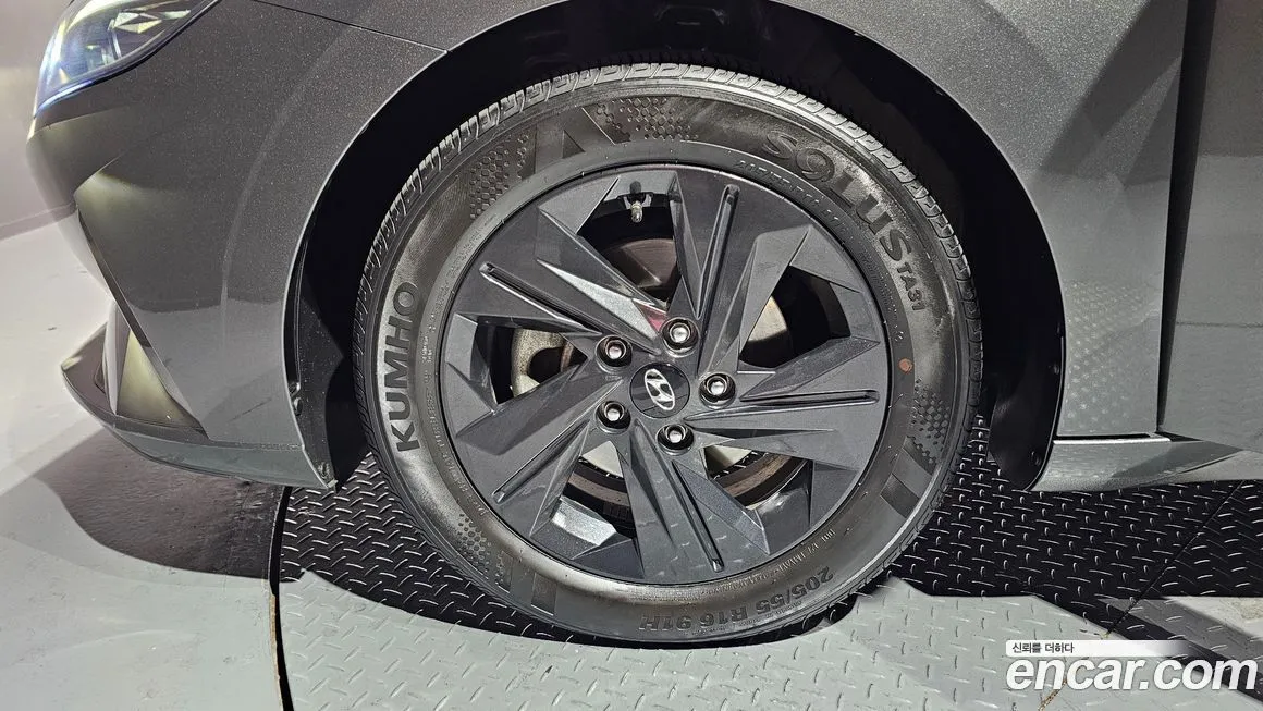 Hyundai AVANTE — фото 10