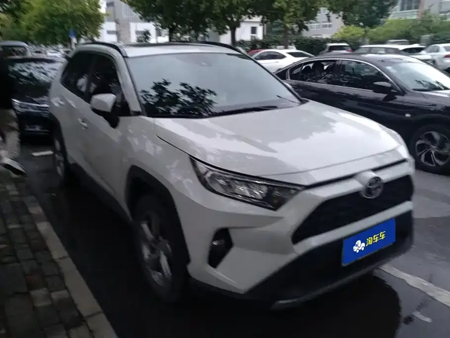 Toyota RAV4 2022 из CN, фото 5