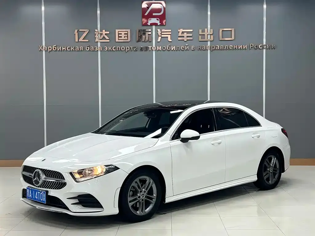 Mercedes-Benz A-Class 2023 из CN, фото 1