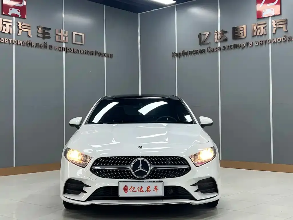 Mercedes-Benz A-Class 2023 из CN, фото 8