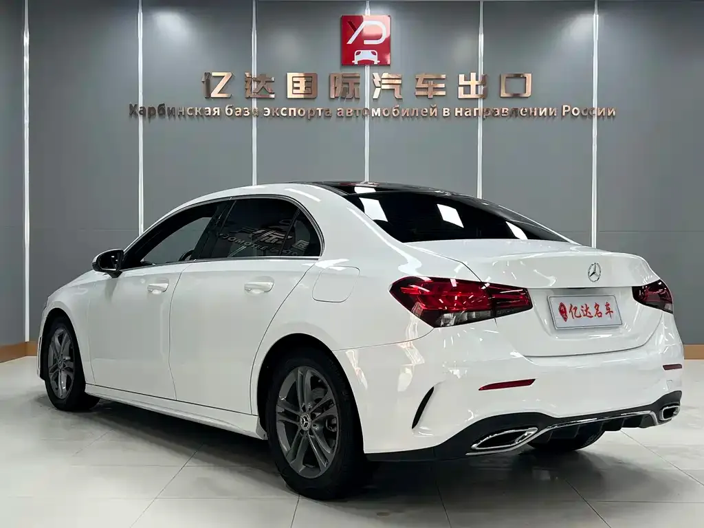 Mercedes-Benz A-Class 2023 из CN, фото 7