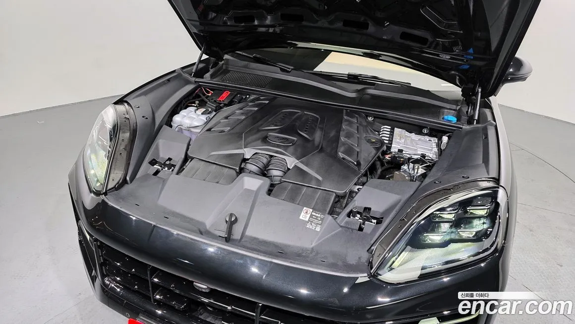 Porsche Cayenne 2025 из KR, фото 8