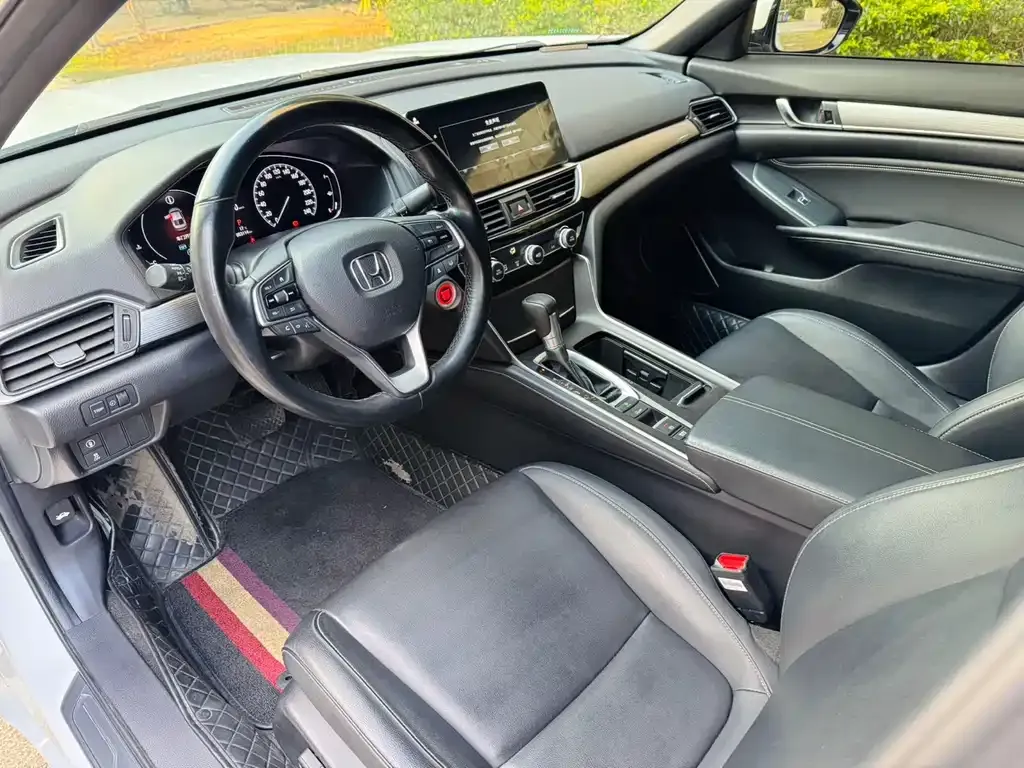 Honda Inspire — фото 10