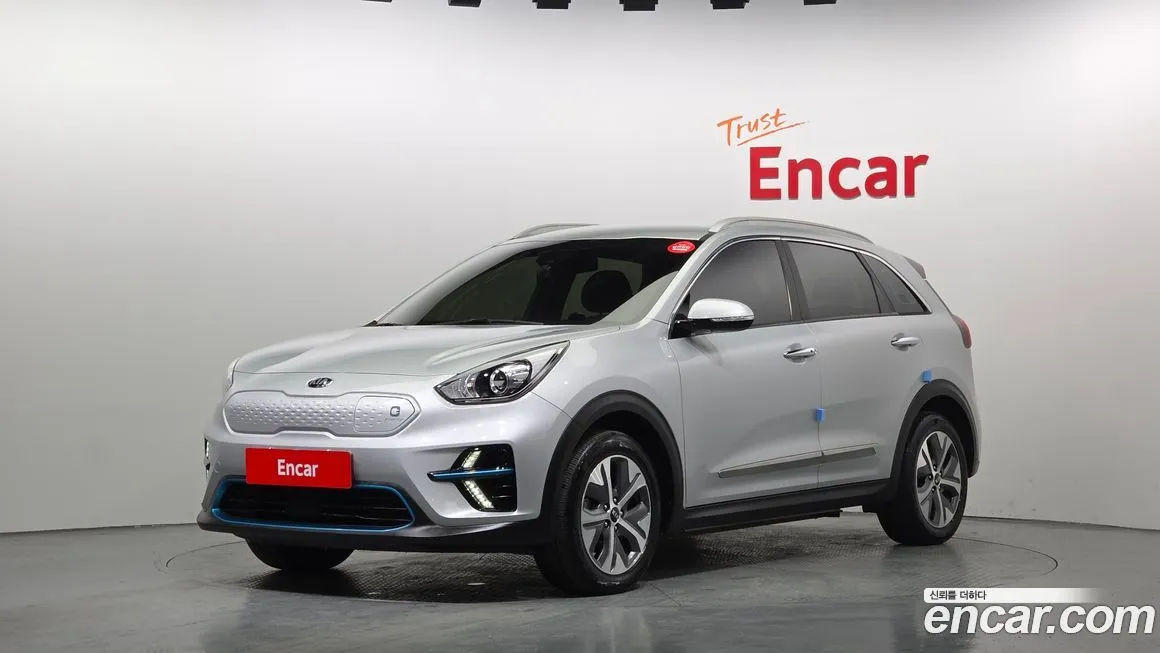 Kia Niro — фото 1