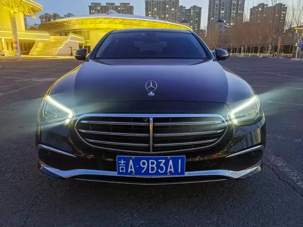 Mercedes-Benz E-Class 2023 из CN, фото 2