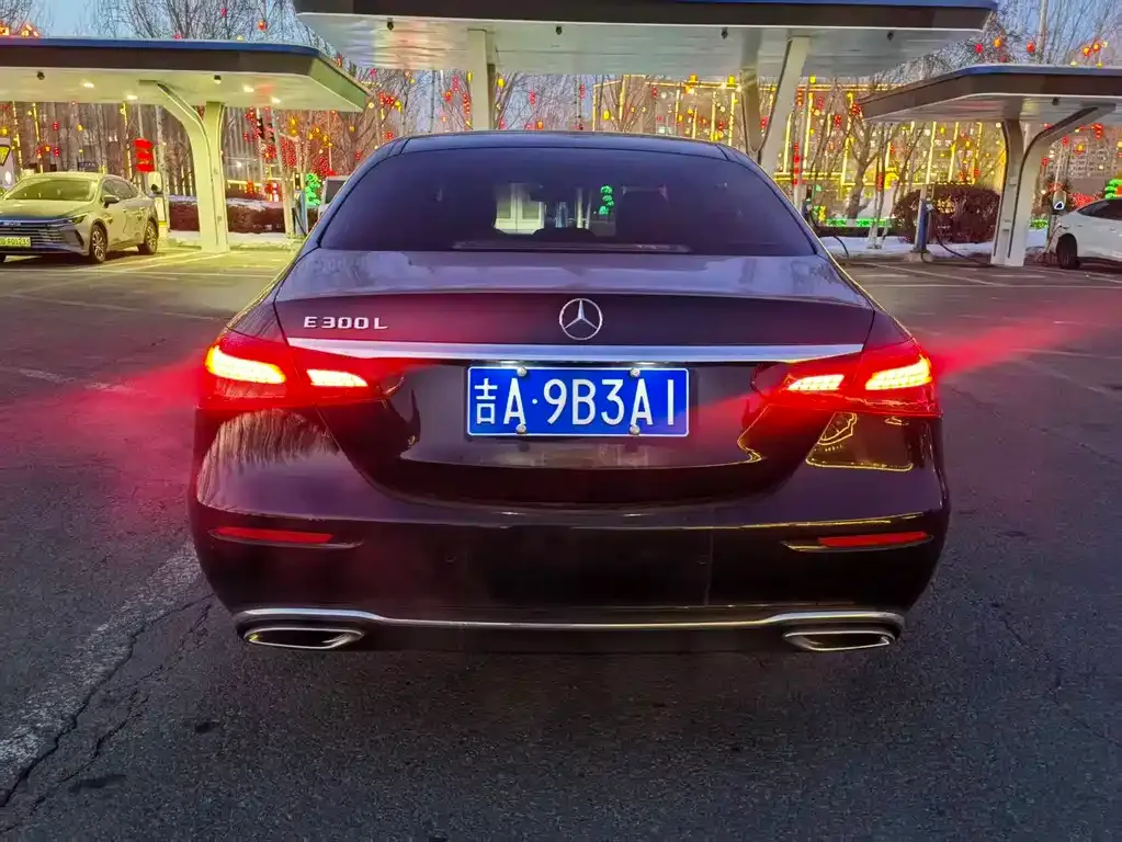 Mercedes-Benz E-Class 2023 из CN, фото 8
