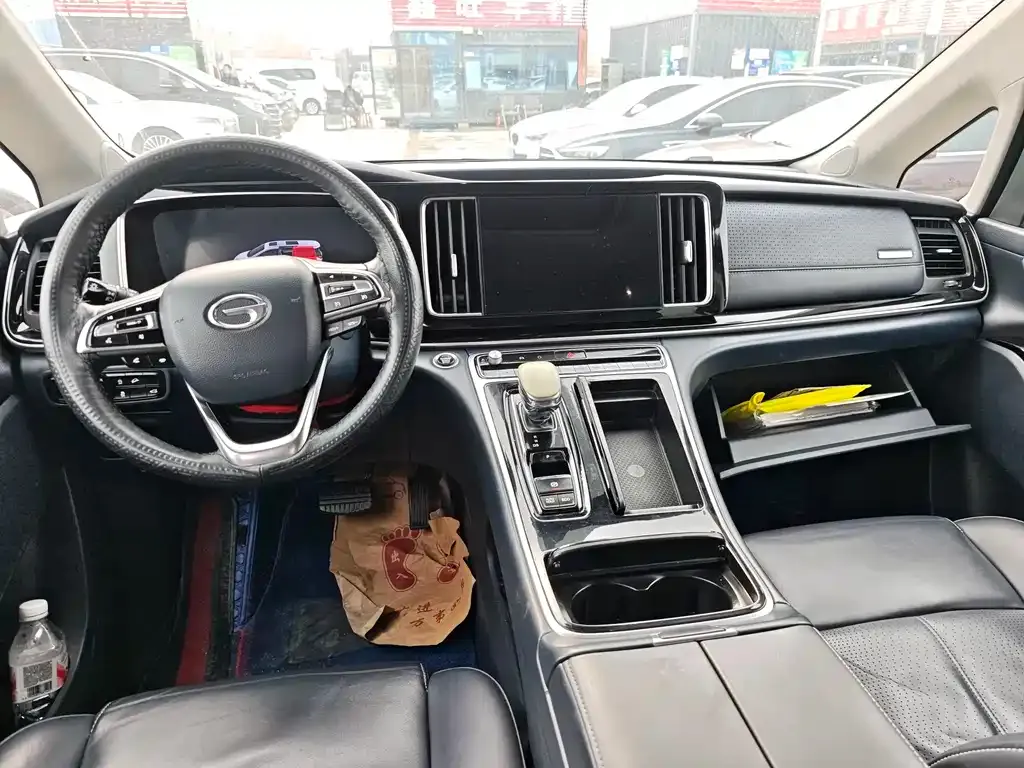 GAC Motor Trumpchi M8 — фото 6