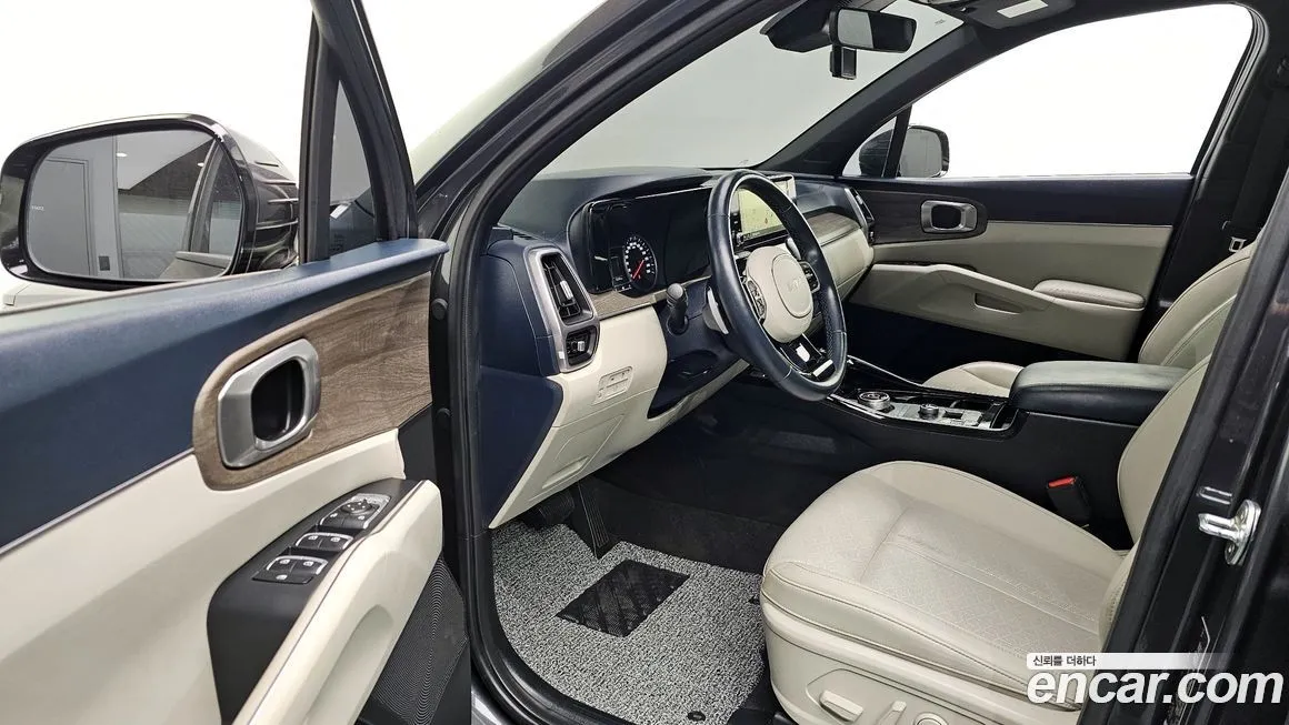 Kia Sorento — фото 9
