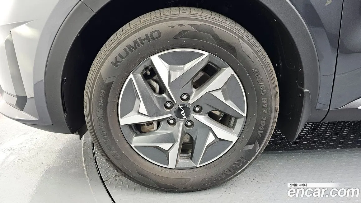 Kia Sorento — фото 6