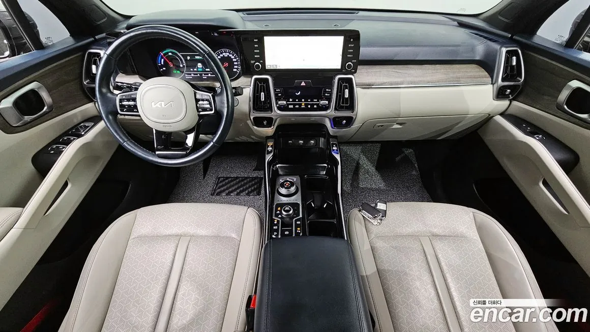 Kia Sorento — фото 8