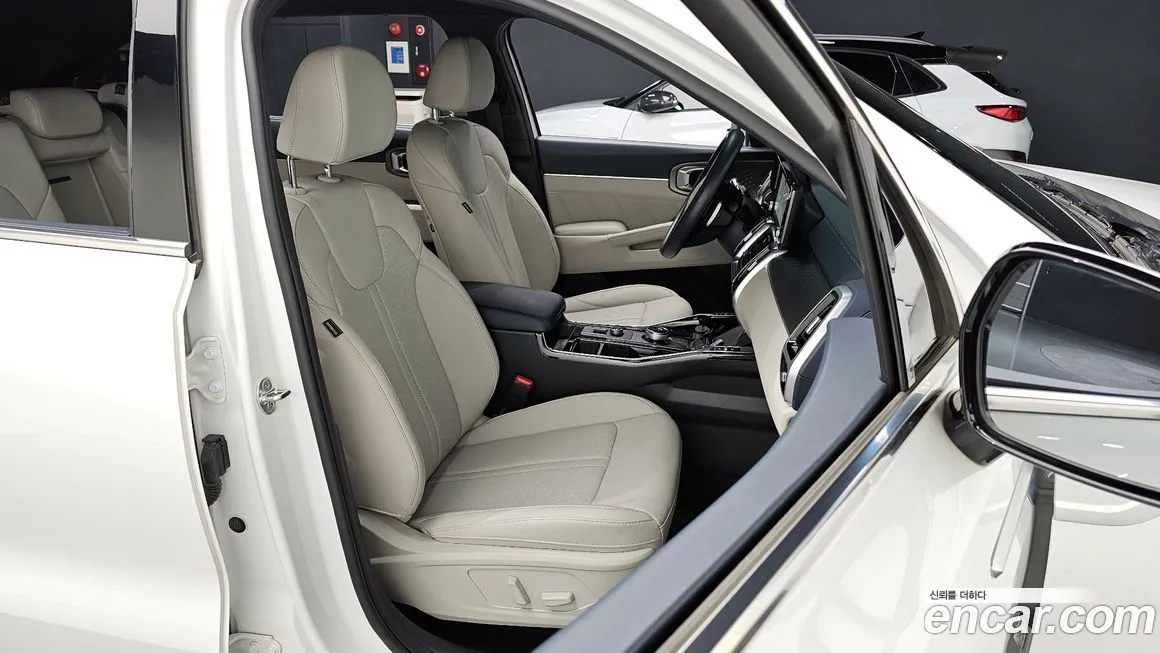 Kia Sorento — фото 5