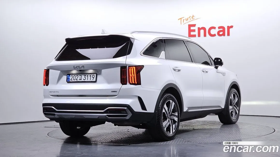 Kia Sorento — фото 4