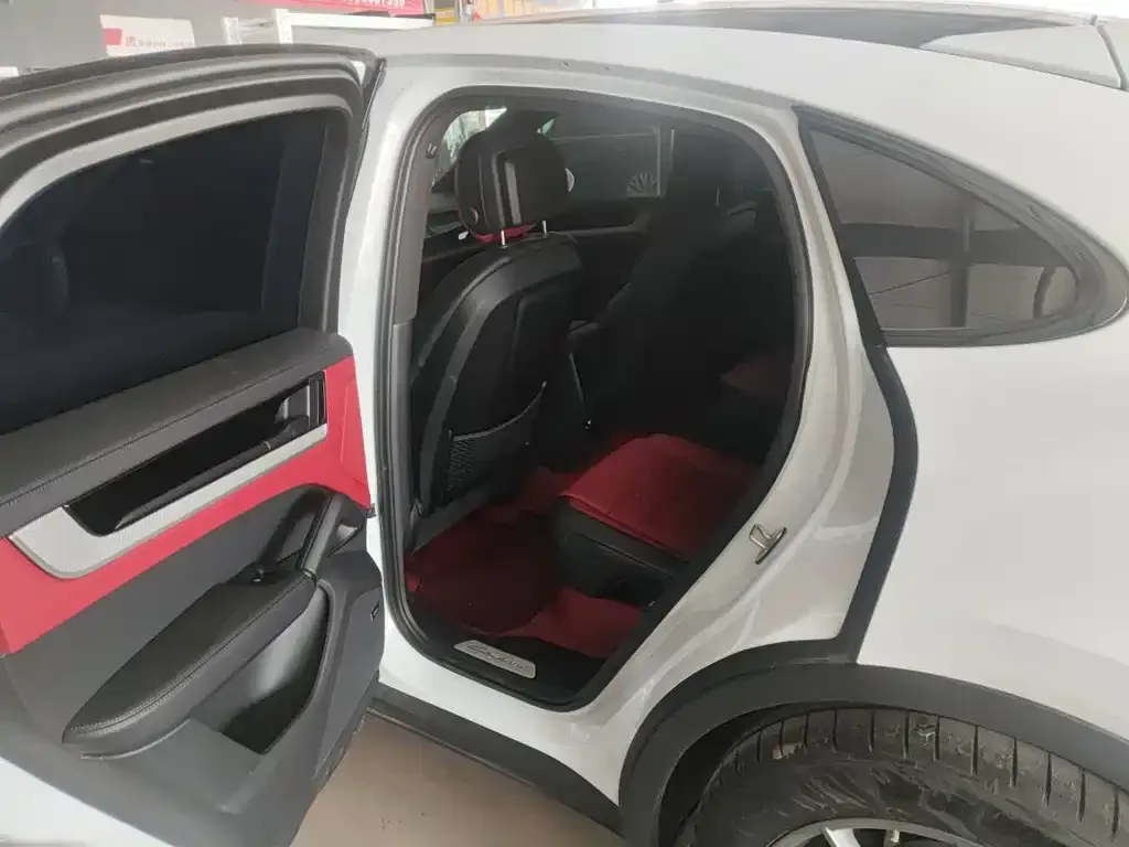 Porsche Cayenne 2024 из CN, фото 6