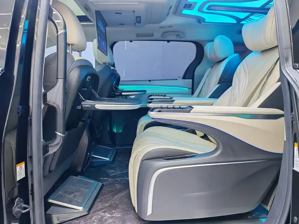 Toyota Sienna 2022 из CN, фото 3