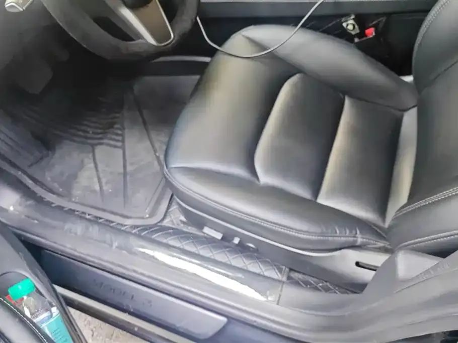 Tesla Model 3 2021 из CN, фото 10