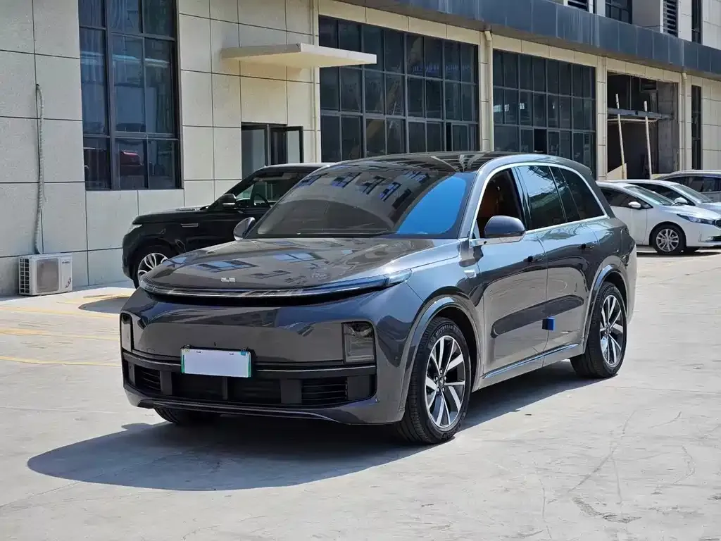 Li Auto L8 2023 из CN, фото 1