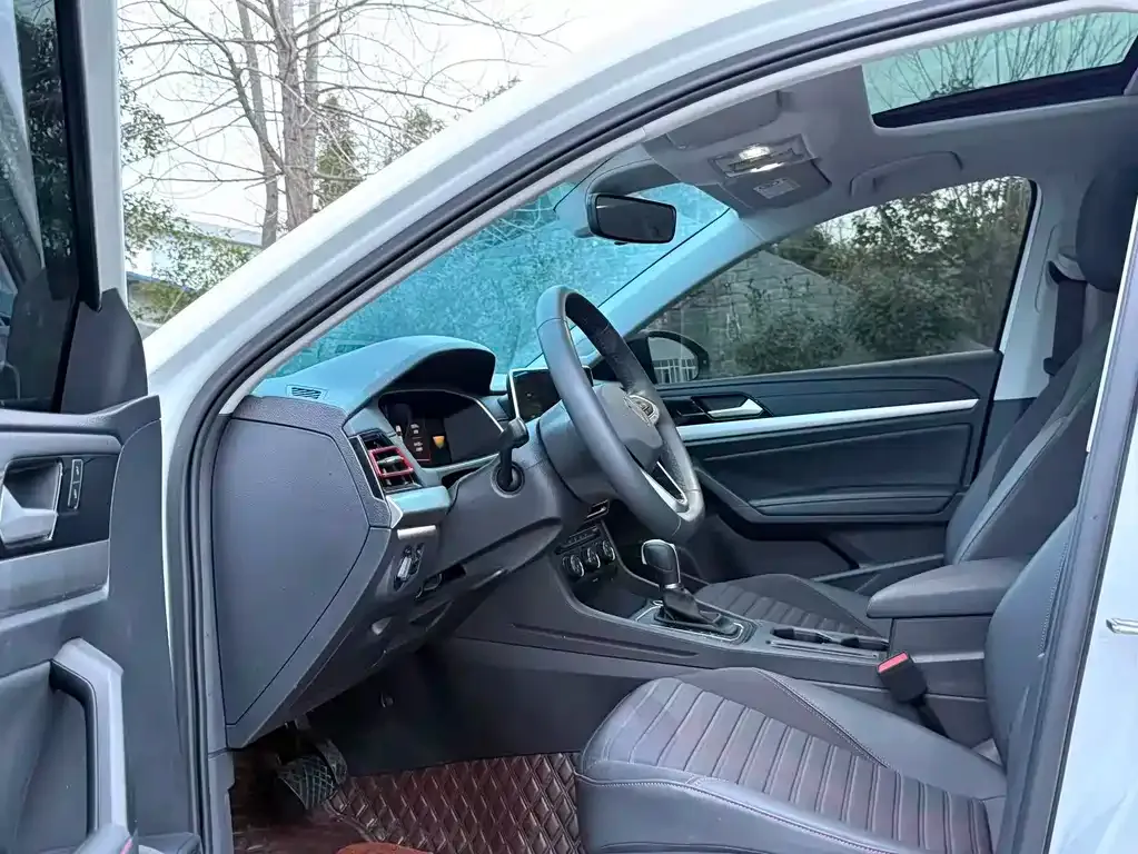 Volkswagen Lavida 2024 из CN, фото 3