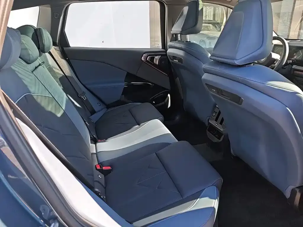 BMW X3 2025 из CN, фото 3