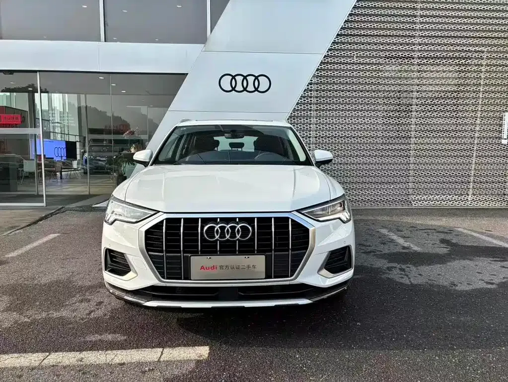 Audi Q3 — фото 8
