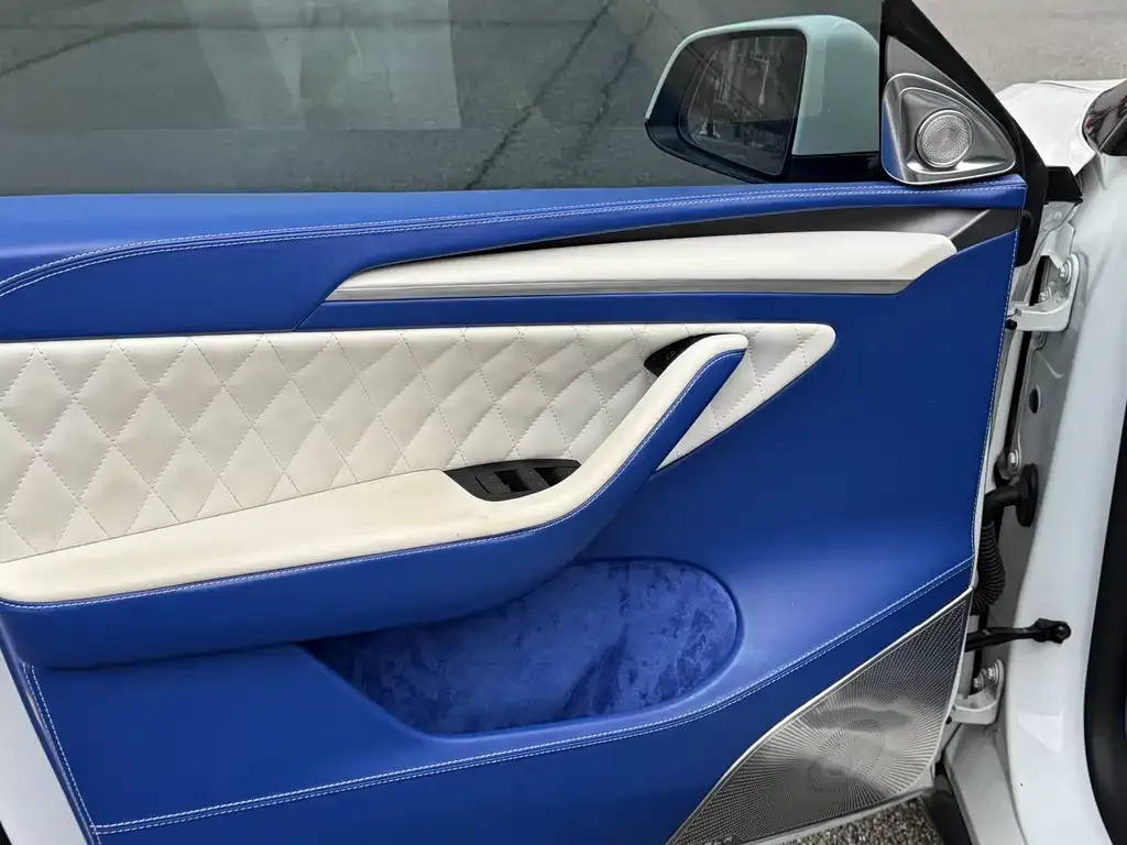Tesla Model Y 2023 из CN, фото 6