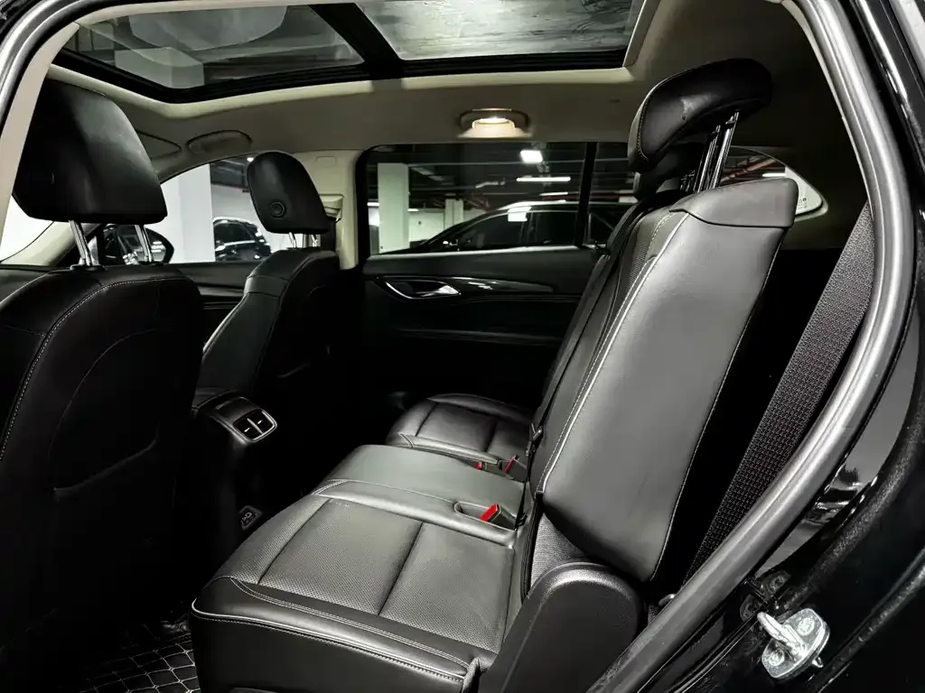 Buick Envision Plus — фото 6