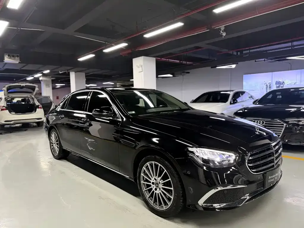 Mercedes-Benz E-Class 2023 из CN, фото 8