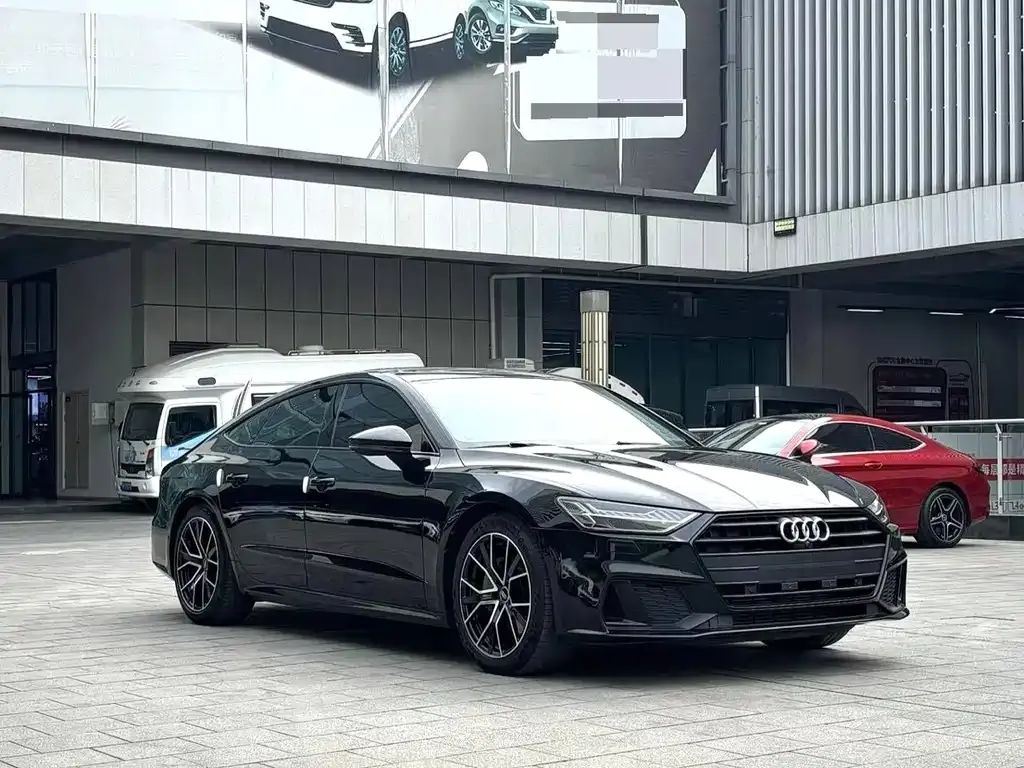 Audi A7 2021 из CN, фото 2