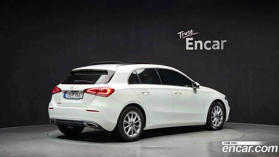 Mercedes-Benz A-Class — фото 9