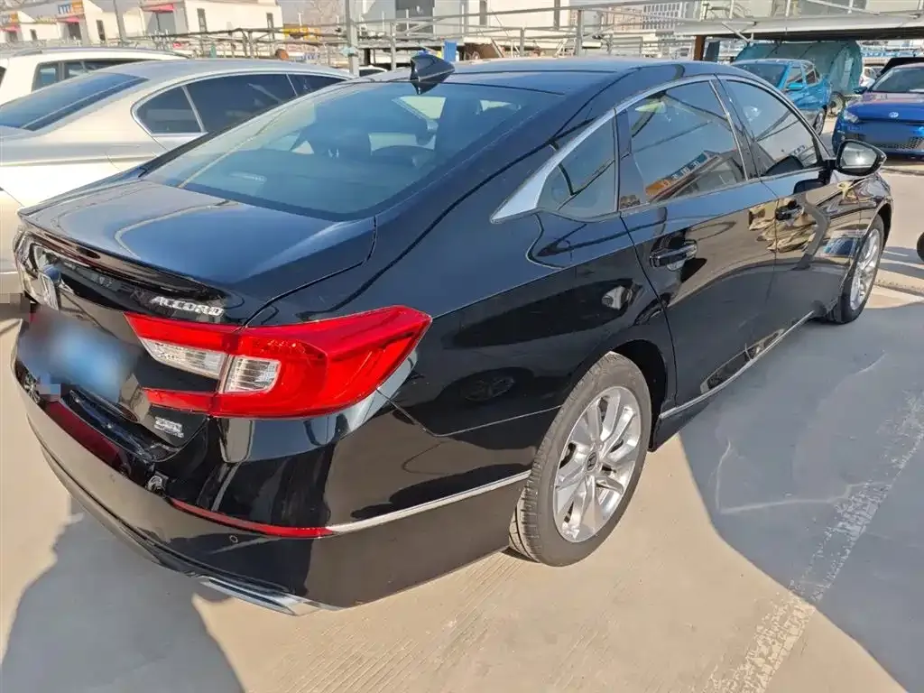 Honda Accord 2021 из CN, фото 2