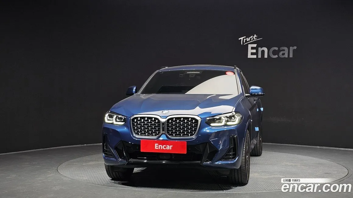 BMW X4 2023 из KR, фото 3