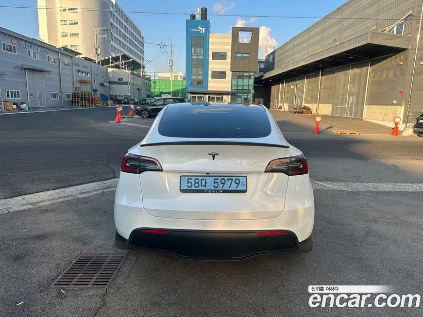 Tesla Model Y 2024 из KR, фото 5