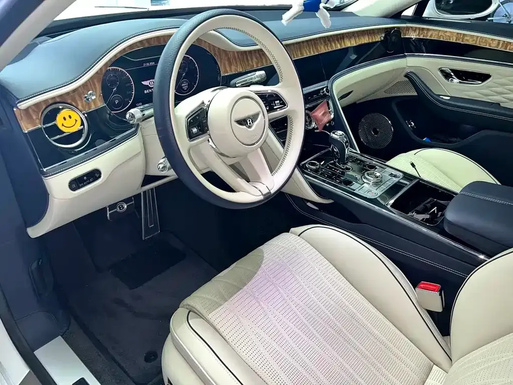 Bentley Flying Spur 2022 из CN, фото 5