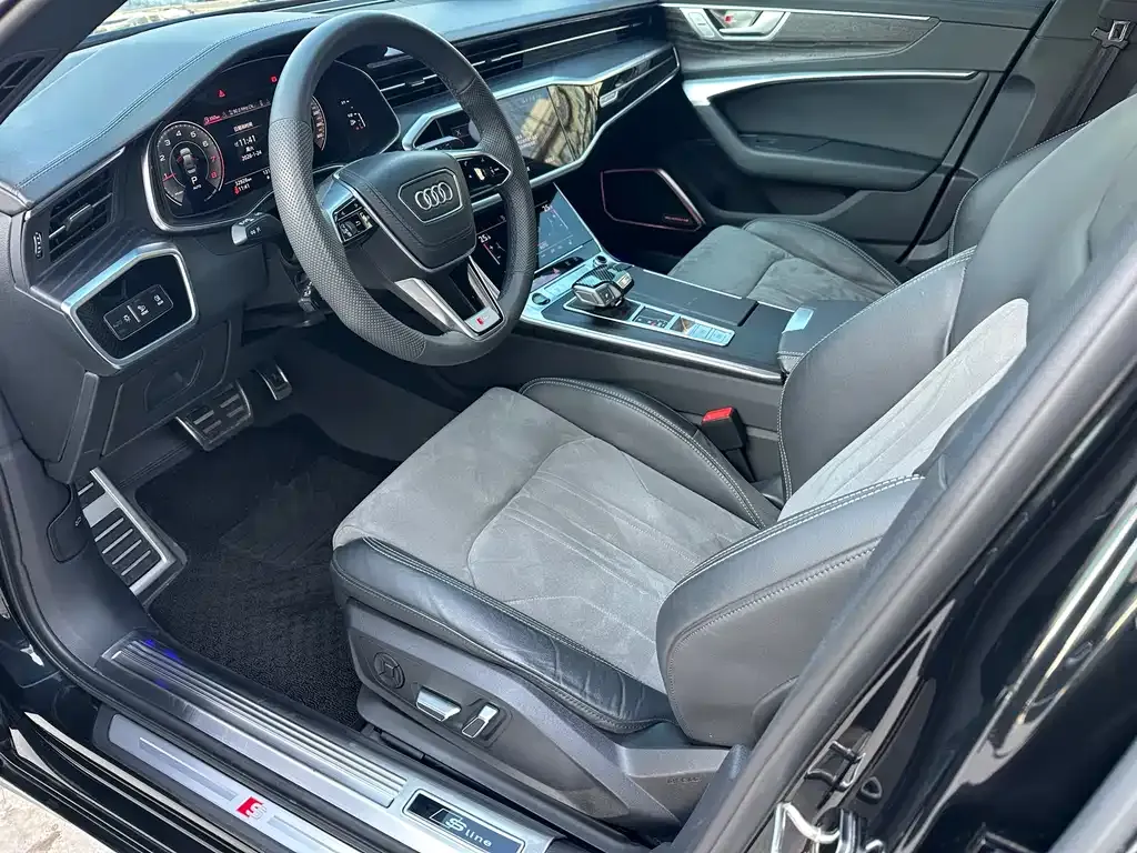 Audi A6L 2024 из CN, фото 10