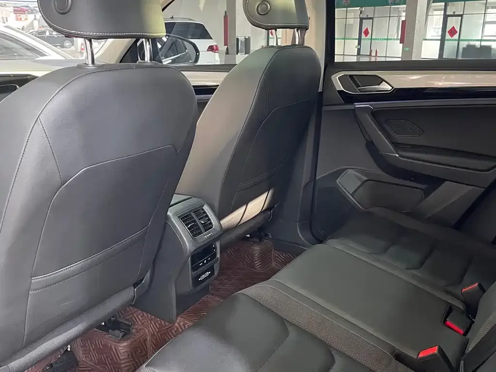 Volkswagen Tayron 2022 из CN, фото 4