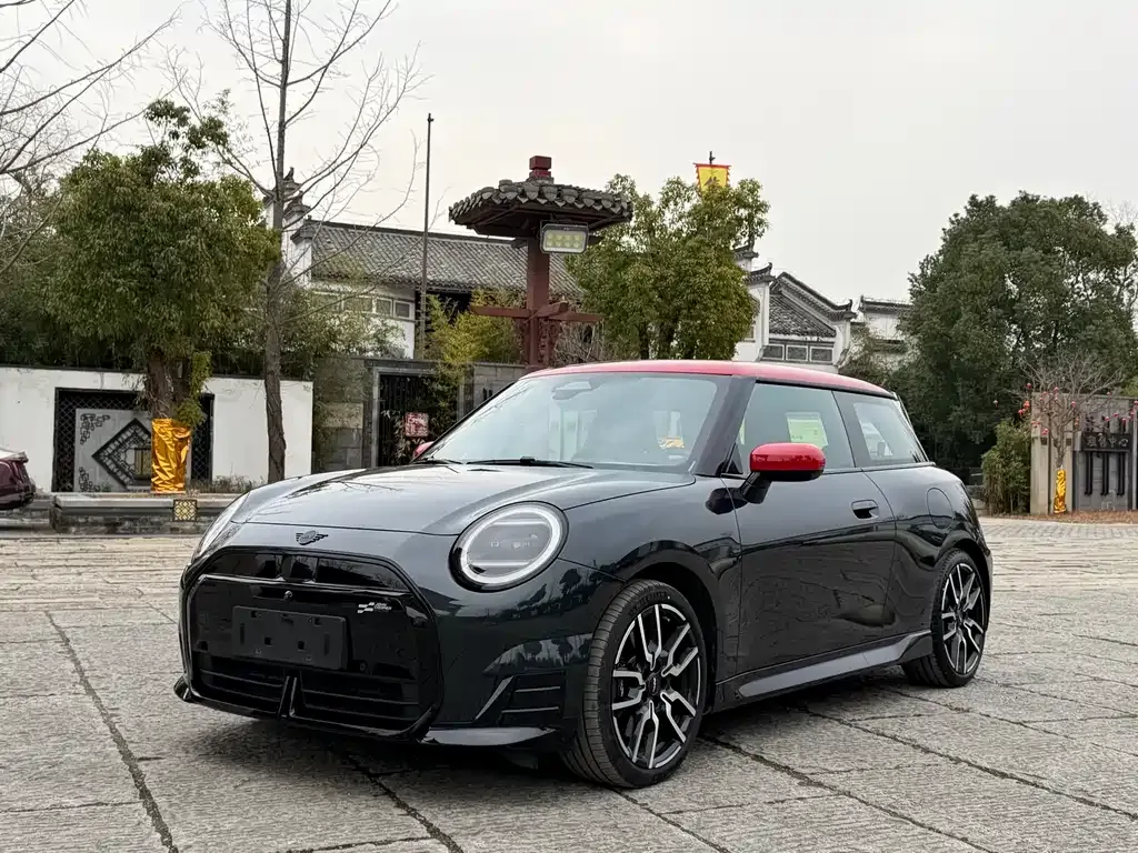 MINI Cooper EV 2024 из CN, фото 1