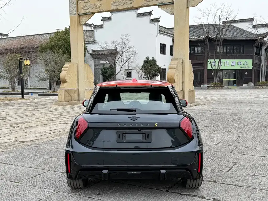 MINI Cooper EV 2024 из CN, фото 5